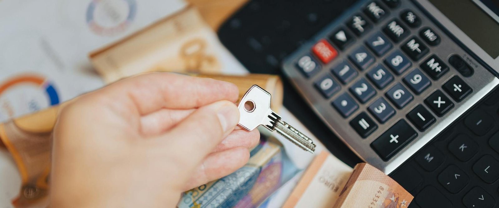 Navigating the Real Estate Market: A Beginner’s Guide to Buying Your First Home